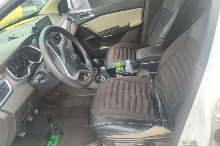 Used Baojun 310W 2017 1.5L Manual Comfort Version China V Left Front Seat