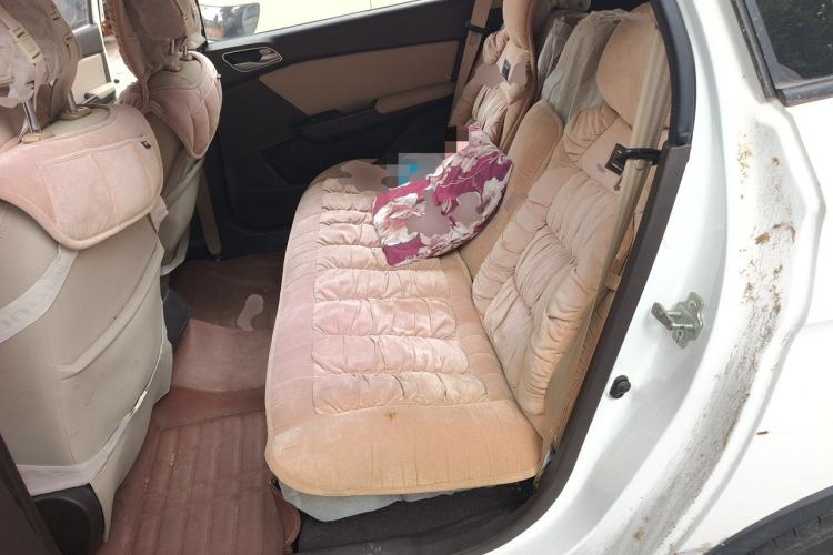 Used Baojun 310W 2017 1.5L Manual Comfort Version China V Left Rear Seat