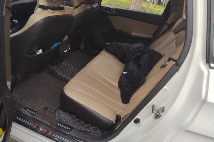 Used Baojun 310W 2017 1.5L Manual Fashion Model China V Left Rear Seat