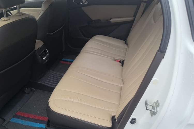 Used Baojun 310W 2017 1.5L Manual Fashion Model China V Left Rear Seat