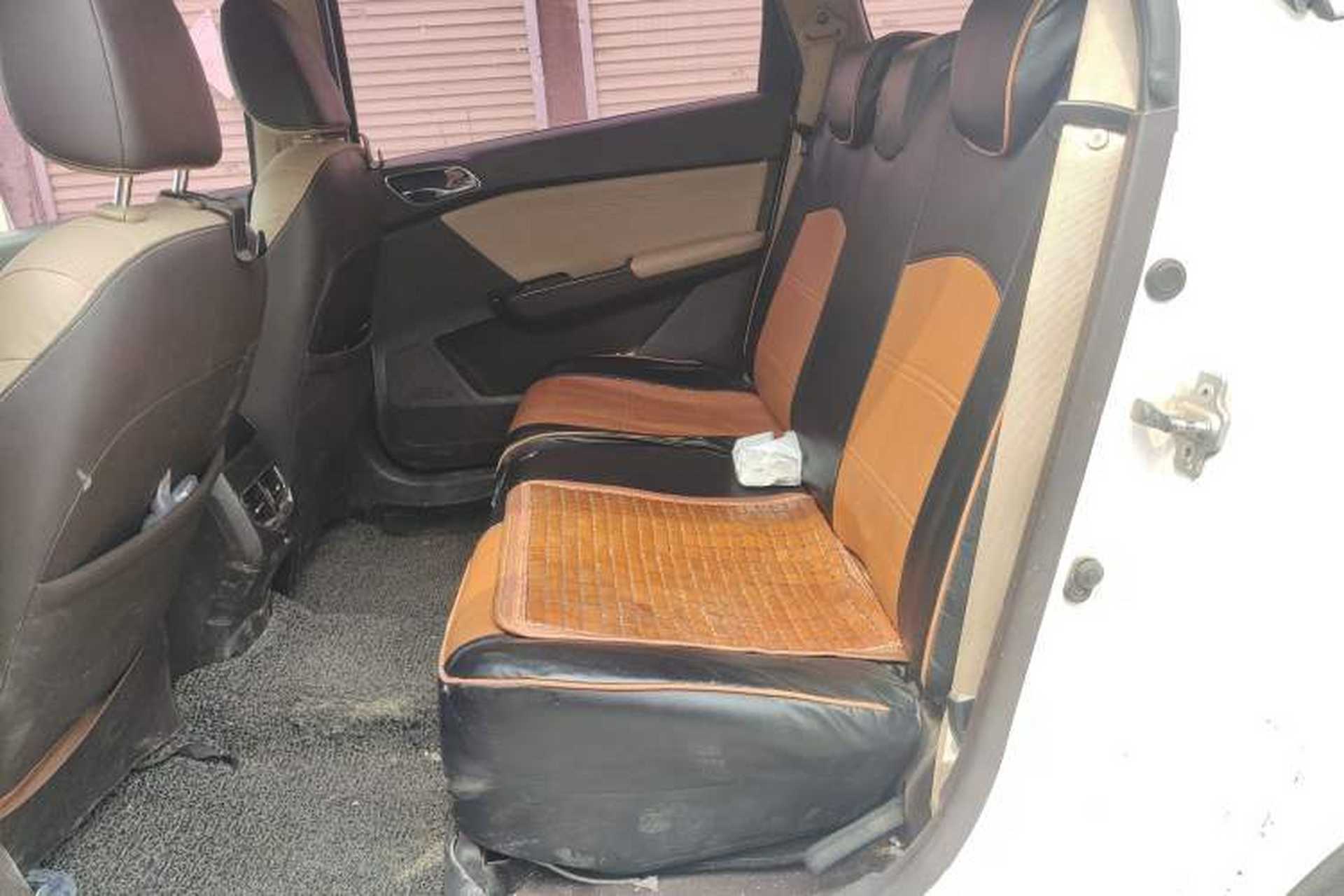 Used Baojun 310W 2017 1.5L Manual Fashion Model China V Left Rear Seat