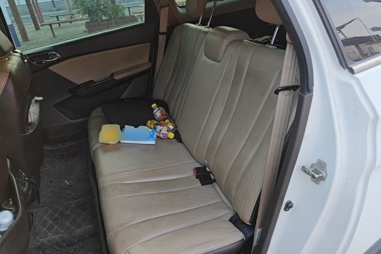 Used Baojun 310W 2017 1.5L Manual Fashion Model China V Left Rear Seat