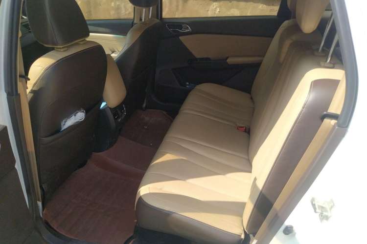 Used Baojun 310W 2017 1.5L Manual Fashion Model China V Left Rear Seat