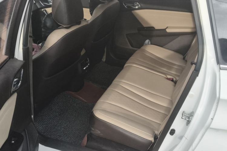 Used Baojun 310W 2017 1.5L Manual Fashion Model China V Left Rear Seat