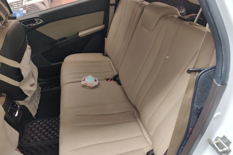 Used Baojun 310W 2017 1.5L Manual Luxury Edition China V Left Rear Seat