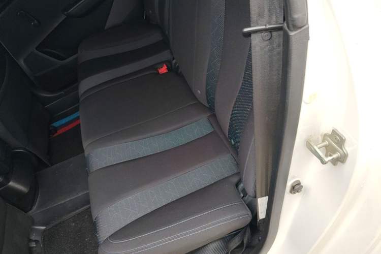 Used Baojun 310W 2017 1.2L Manual Value Edition China V Left Rear Seat