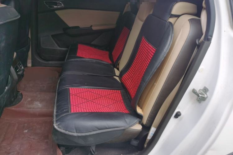Used Baojun 310W 2017 1.5L Manual Fashion Model China V Left Rear Seat