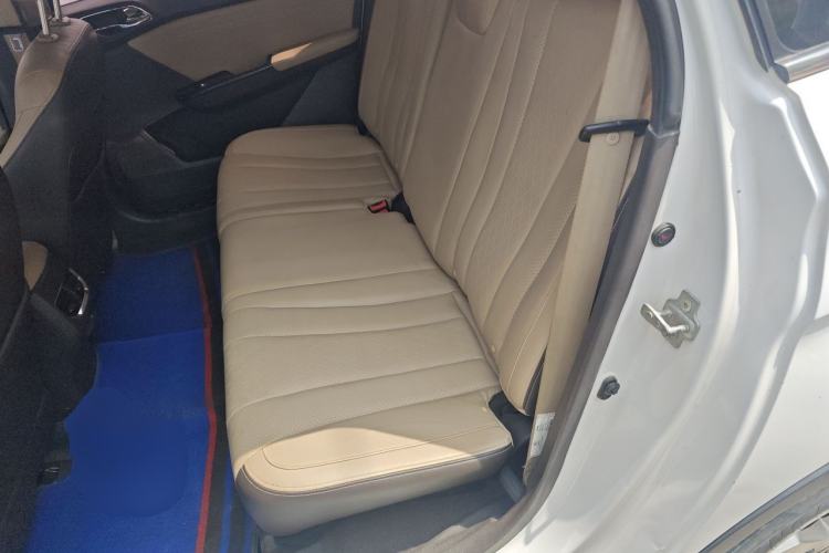 Used Baojun 310W 2017 1.5L Manual Fashion Model China V Left Rear Seat
