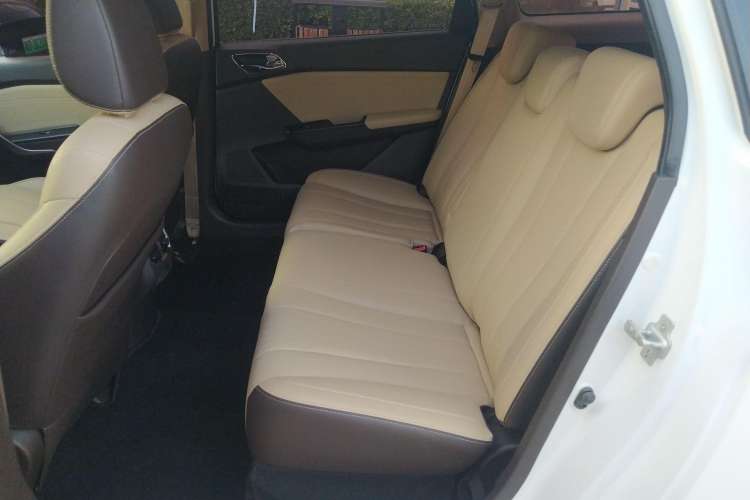Used Baojun 310W 2017 1.5L Manual Fashion Edition China VI Left Rear Seat