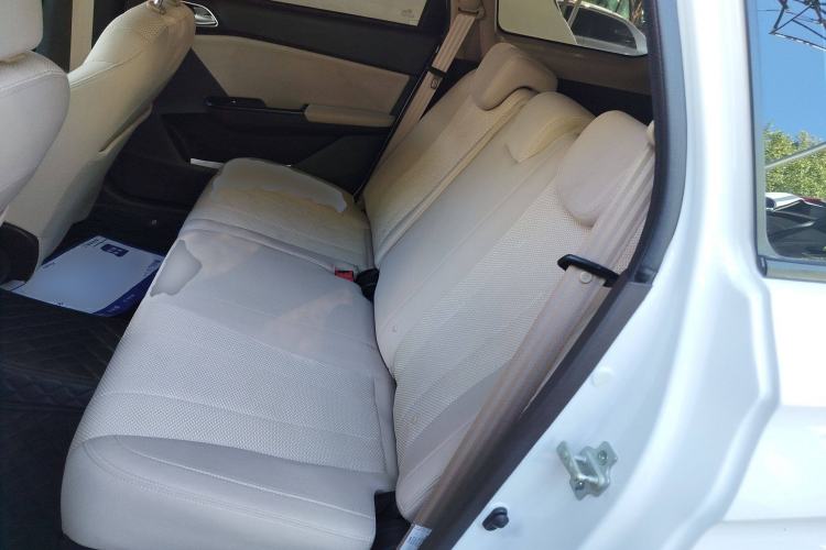 Used Baojun 310W 2017 1.5L Manual Comfort Version China V Left Rear Seat