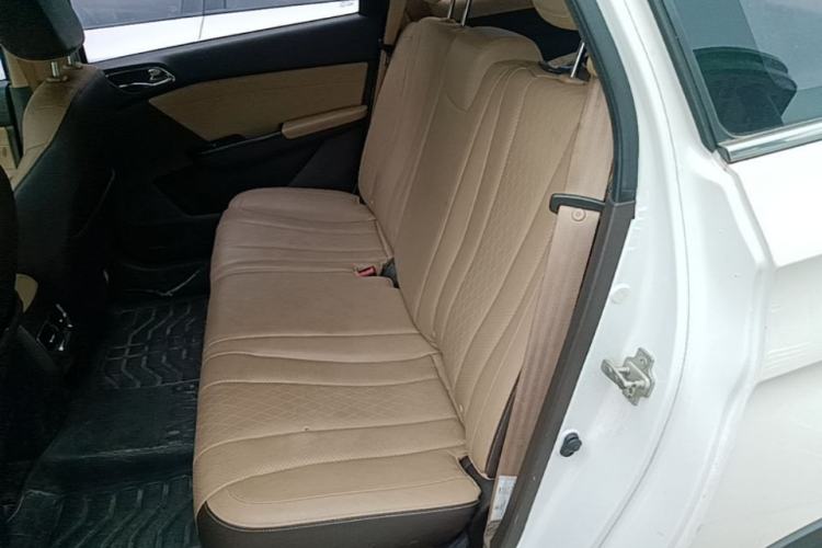Used Baojun 310W 2017 1.5L Manual Fashion Model China V Left Rear Seat