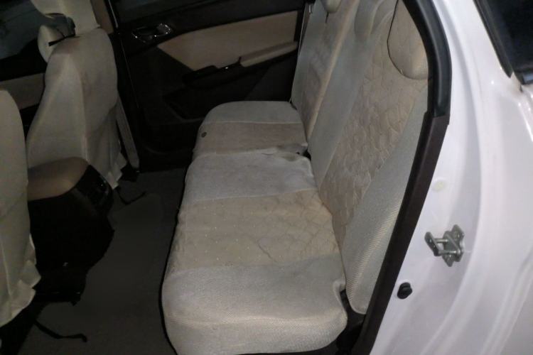 Used Baojun 310W 2017 1.5L Manual Luxury Edition China V Left Rear Seat