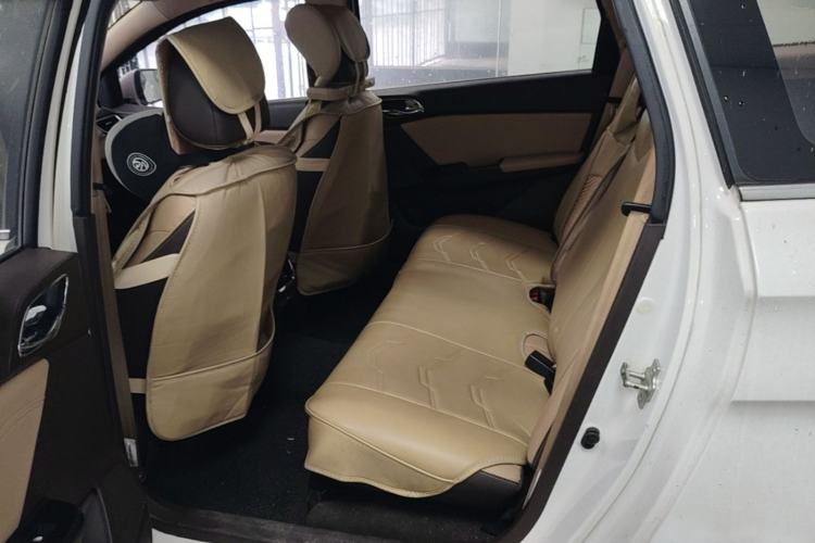 Used Baojun 310W 2017 1.5L Manual Fashion Model China V Left Rear Seat