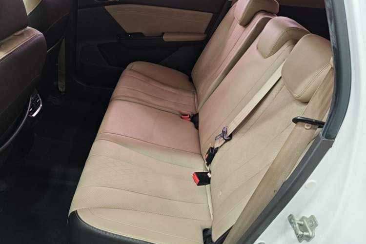 Used Baojun 310W 2017 1.5L Manual Fashion Model China V Left Rear Seat