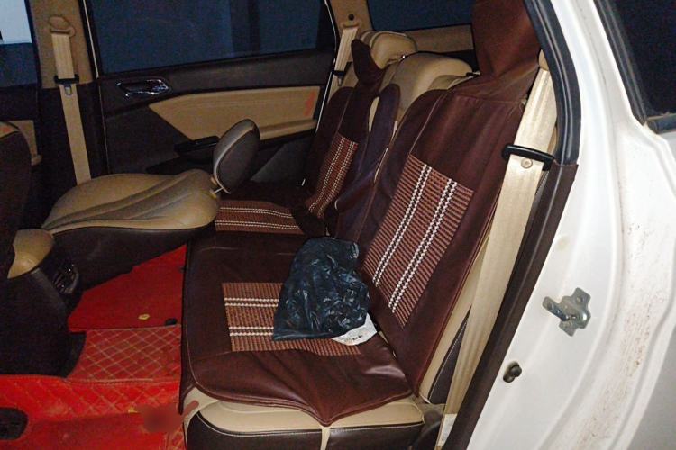 Used Baojun 310W 2017 1.5L Manual Fashion Model China V Left Rear Seat