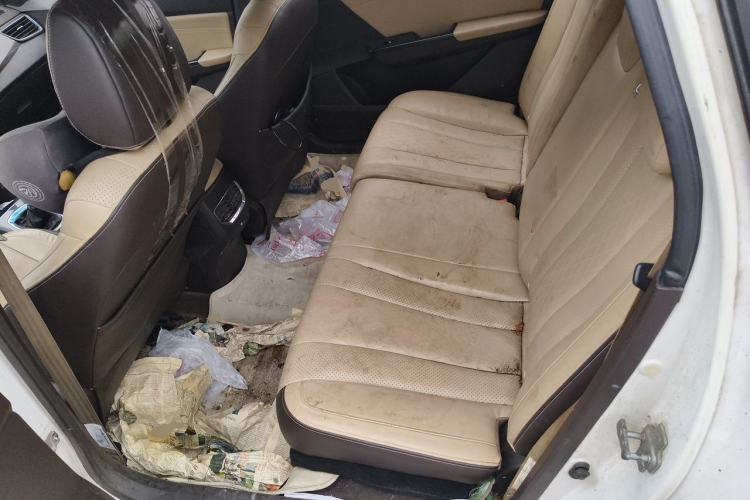 Used Baojun 310W 2017 1.5L Manual Fashion Model China V Left Rear Seat