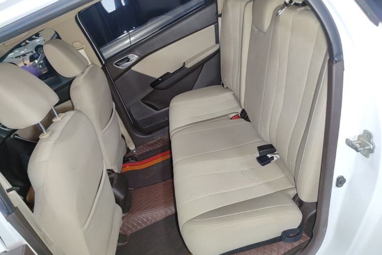 Used Baojun 310W 2017 1.5L Manual Comfort Version China V Left Rear Seat