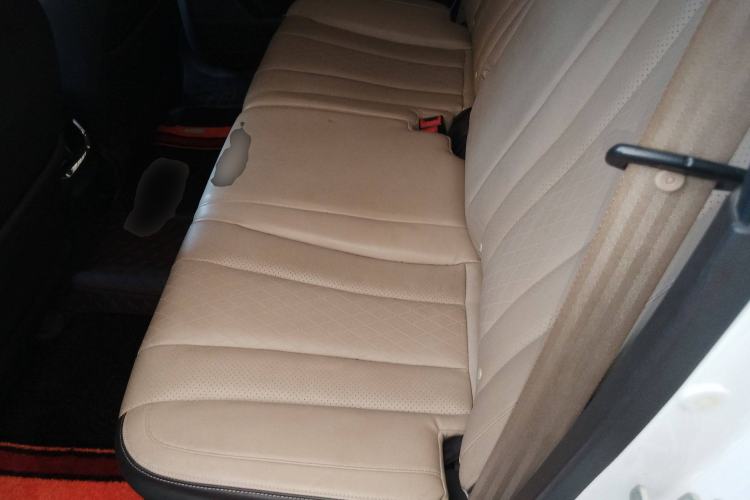 Used Baojun 310W 2017 1.5L Manual Luxury Edition China V Left Rear Seat