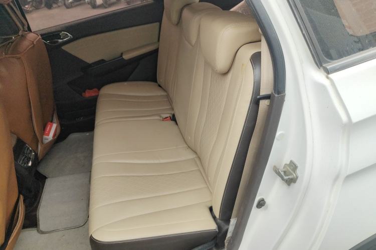 Used Baojun 310W 2017 1.5L Manual Fashion Model China V Left Rear Seat