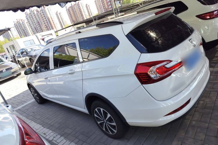 Used Baojun 310W 2017 1.5L Manual Comfort Version China V Left Side