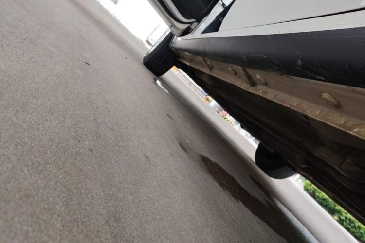 Used Baojun 310W 2017 1.2L Manual Value Edition China V Left Side Sill