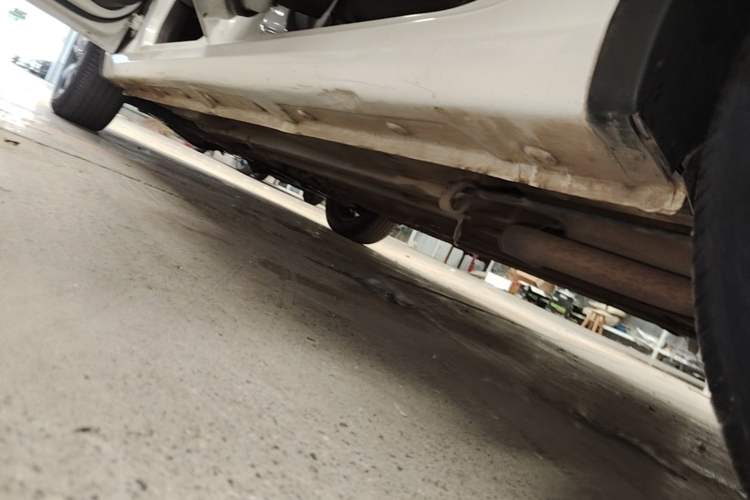 Used Baojun 310W 2017 1.5L Manual Luxury Edition China V Left Side Sill