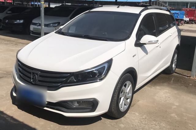Used Baojun 310W 2017 1.5L Manual Fashion Model China V