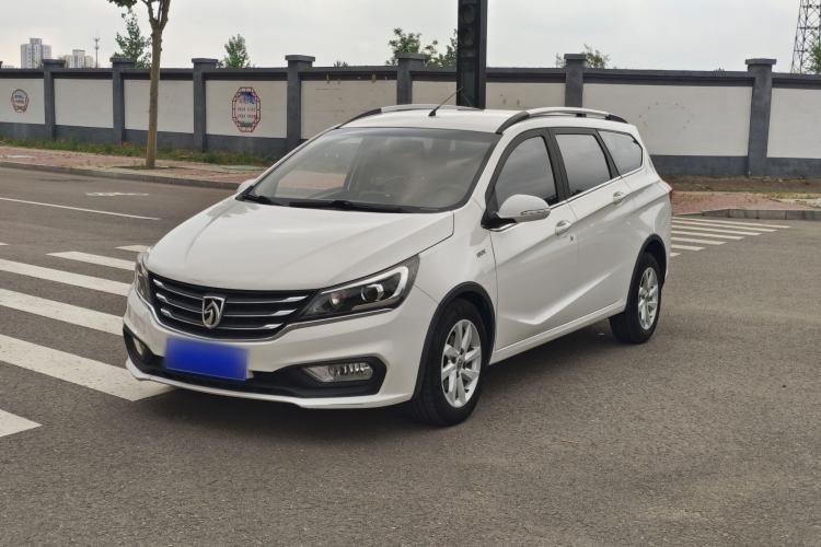 Used Baojun 310W 2017 1.5L Manual Fashion Model China V Guazi used car, China used car export, Used car for sale, Used  cars, Cheapest cars for sale