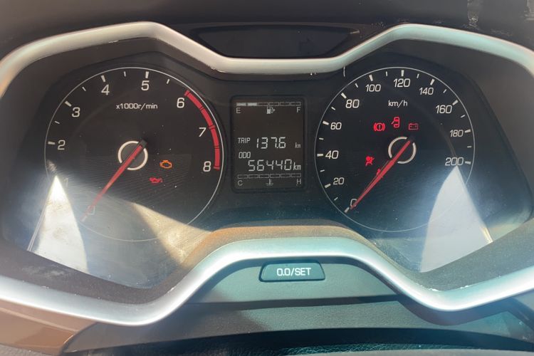 Used Baojun 310W 2017 1.5L Manual Comfort Version China V Odometer Close Up