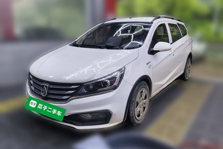 Used Baojun 310W 2017 1.5L Manual Comfort Version China V Guazi used car, China used car export, Used car for sale, Used  cars, Cheapest cars for sale