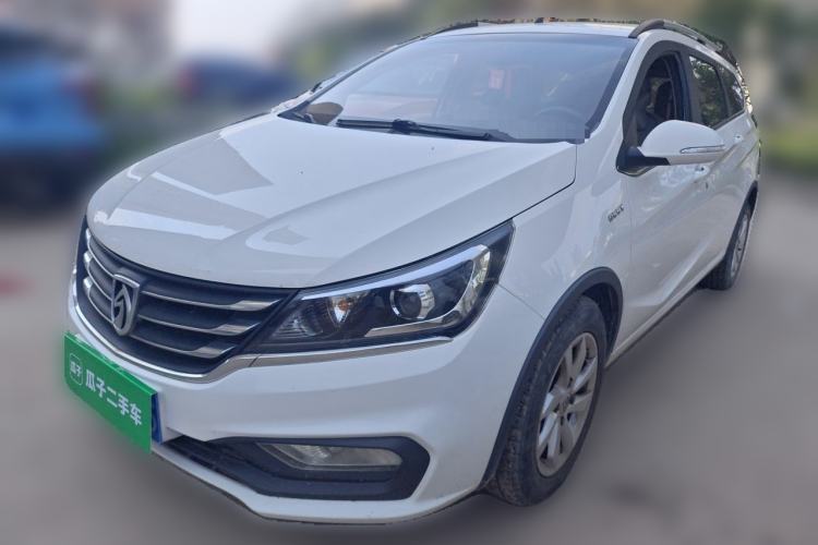 Used Baojun 310W 2017 1.5L Manual Fashion Model China V Guazi used car, China used car export, Used car for sale, Used  cars, Cheapest cars for sale