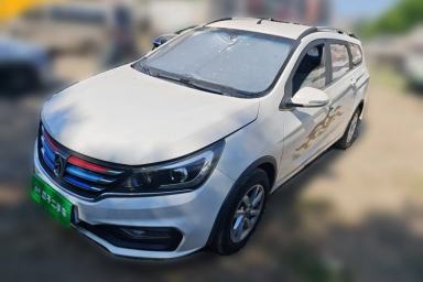 Used Baojun 310W 2017 1.5L Manual Fashion Model China V
