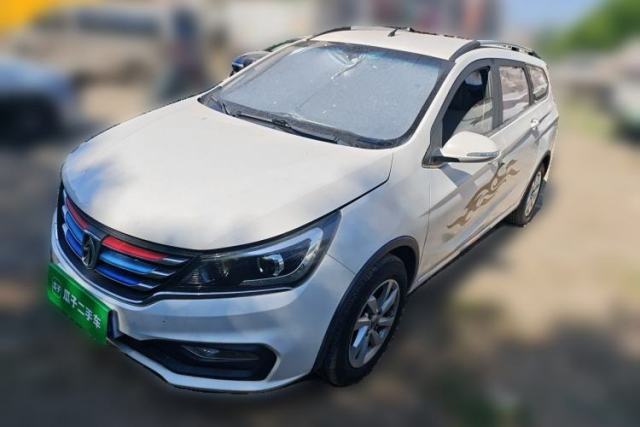 Used Baojun 310W 2017 1.5L Manual Fashion Model China V