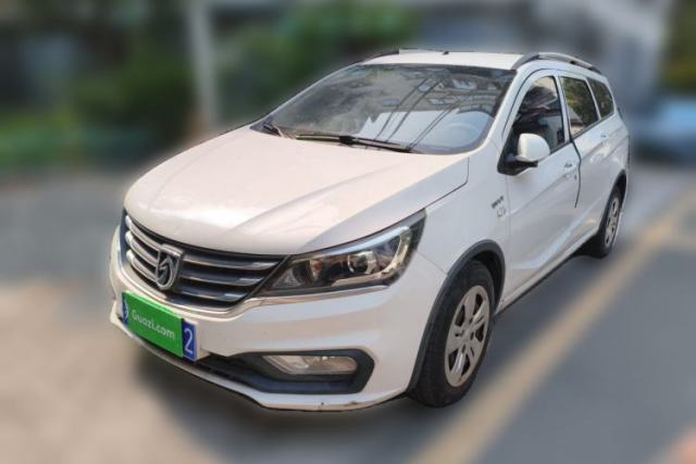 Used Baojun 310W 2017 1.5L Manual Comfort Version China VI Emission Standard