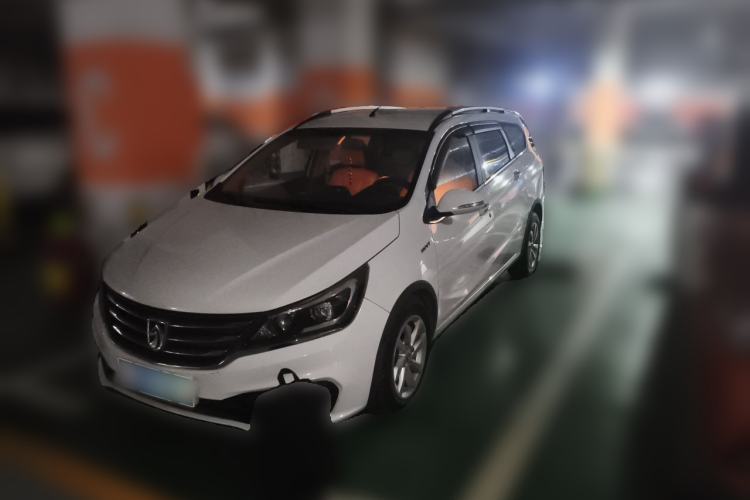 Used Baojun 310W 2017 1.5L Manual Comfort Version China V Guazi used car, China used car export, Used car for sale, Used  cars, Cheapest cars for sale