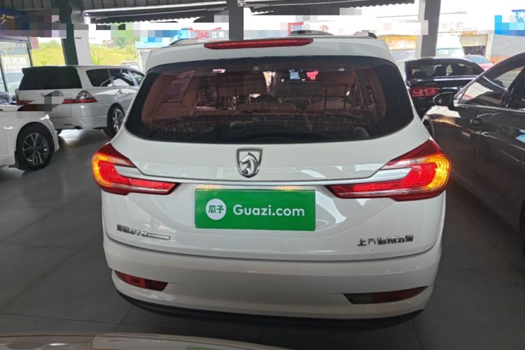 Used Baojun 310W 2017 1.5L Manual Comfort Version China V Rear