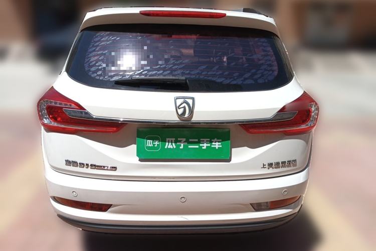 Used Baojun 310W 2017 1.5L Manual Fashion Model China V Rear