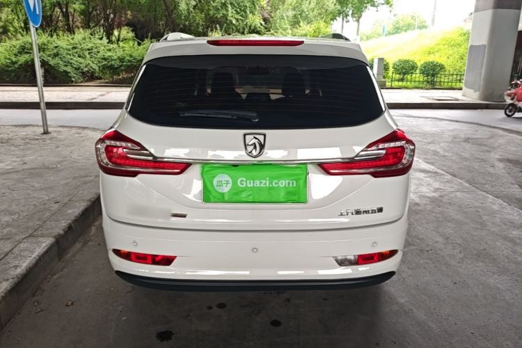 Used Baojun 310W 2017 1.5L Manual Fashion Model China V Rear