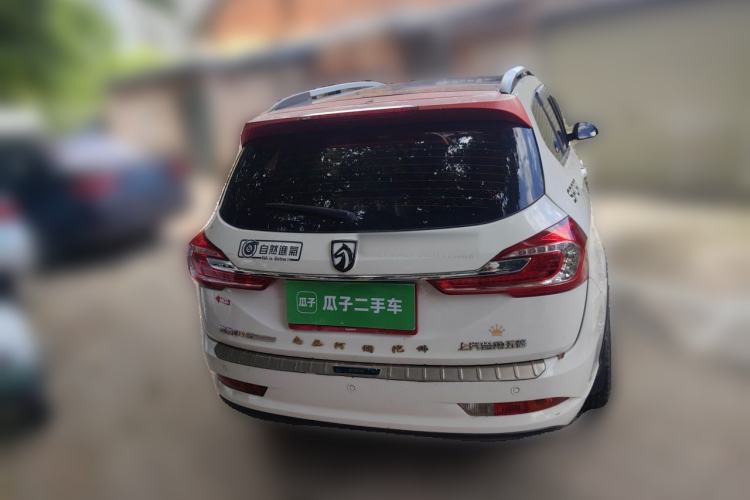 Used Baojun 310W 2017 1.5L Manual Fashion Model China V Rear
