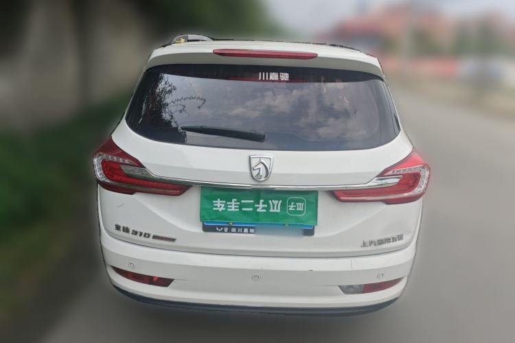 Used Baojun 310W 2017 1.5L Manual Fashion Model China V Rear