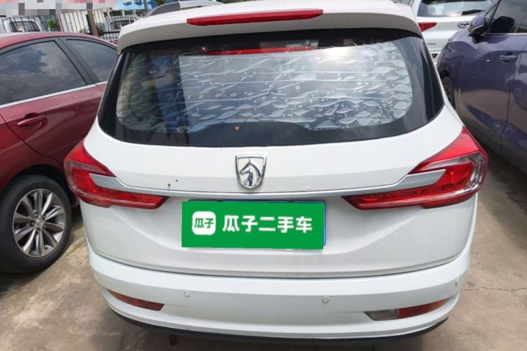 Used Baojun 310W 2017 1.5L Manual Comfort Version China VI Emission Standard Rear