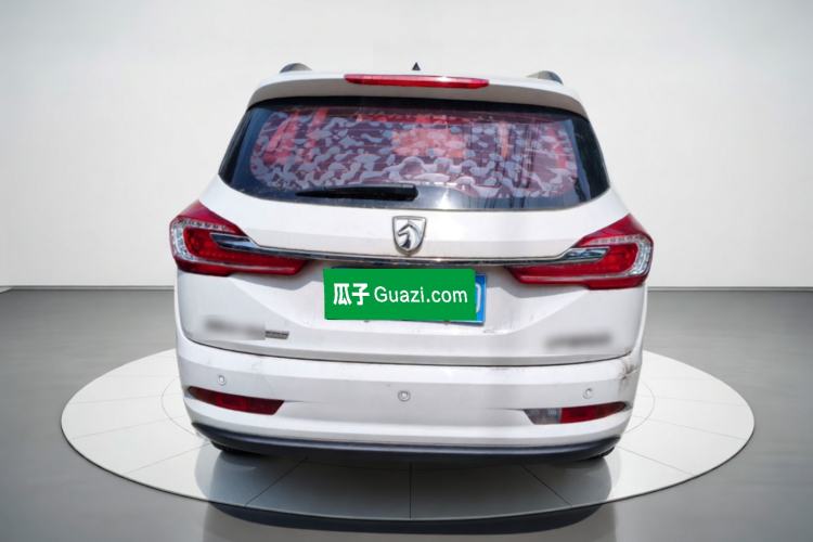 Used Baojun 310W 2017 1.5L Manual Fashion Model China V Rear