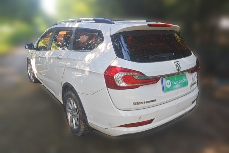 Used Baojun 310W 2017 1.5L Manual Fashion Edition China VI Rear Left 45 Deg