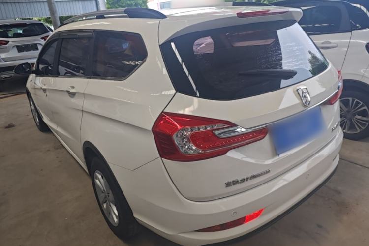 Used Baojun 310W 2017 1.5L Manual Fashion Model China V Rear Left 45 Deg