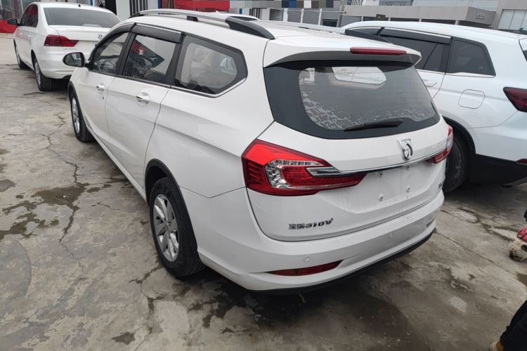 Used Baojun 310W 2017 1.5L Manual Fashion Model China V Rear Left 45 Deg