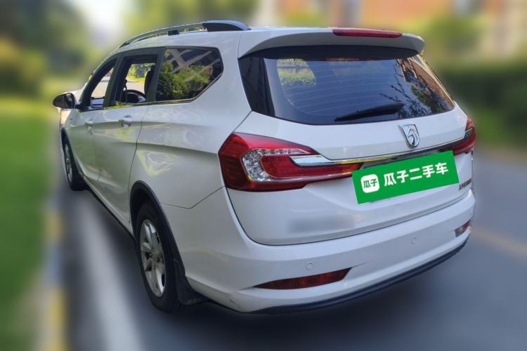 Used Baojun 310W 2017 1.5L Manual Fashion Model China V Rear Left 45 Deg