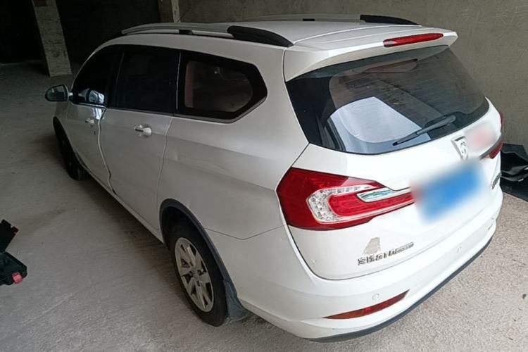 Used Baojun 310W 2017 1.5L Manual Fashion Model China V Rear Left 45 Deg