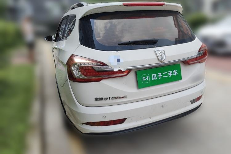 Used Baojun 310W 2017 1.5L Manual Luxury Edition China V Rear Left 45 Deg