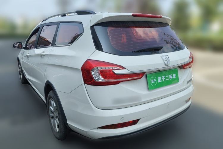 Used Baojun 310W 2017 1.5L Manual Fashion Model China V Rear Left 45 Deg