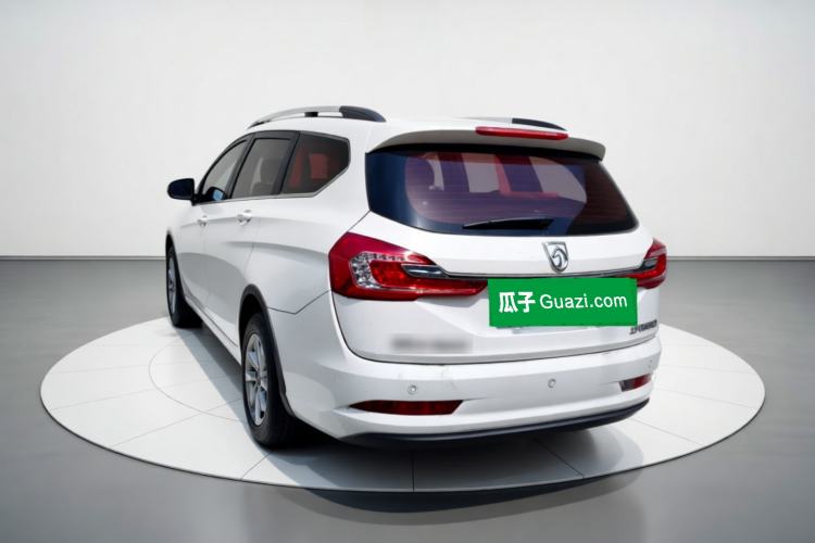Used Baojun 310W 2017 1.5L Manual Fashion Model China V Rear Left 45 Deg